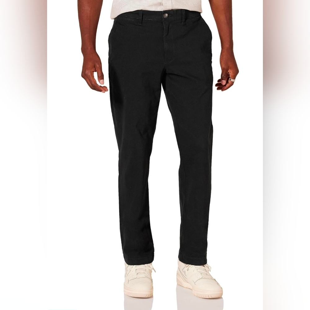 Amazon Essentials Mens Chino Pants - Black